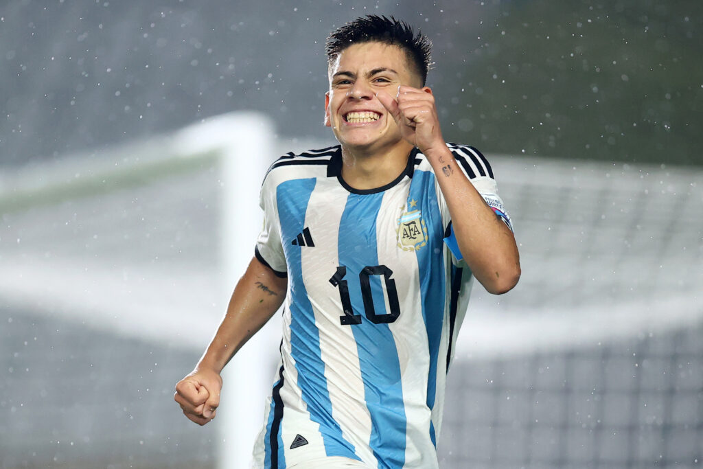 Lee más sobre el artículo El optimismo de Echeverri tras la victoria de la Argentina